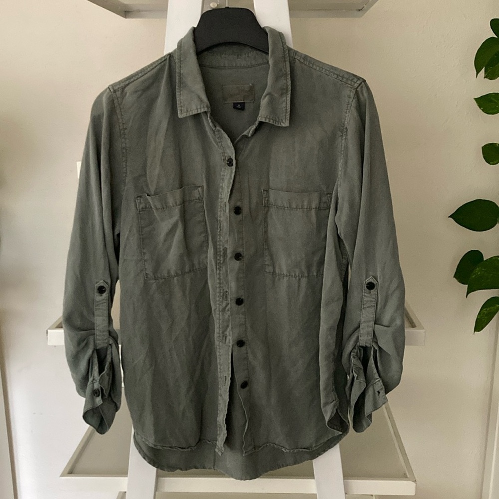 Universal Thread Long Sleeve Button-Down Shirt M - image 1